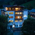 Apartahotel The Peak Hochkoenig Dienten am Hochkönig