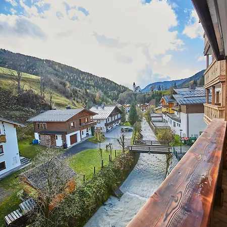 Aparthotel The Peak Hochkoenig